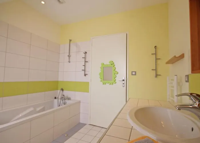 Familial 12 Pers., Animaux Acceptes, A L'oree De La Foret - Fr-1-497-18 別荘